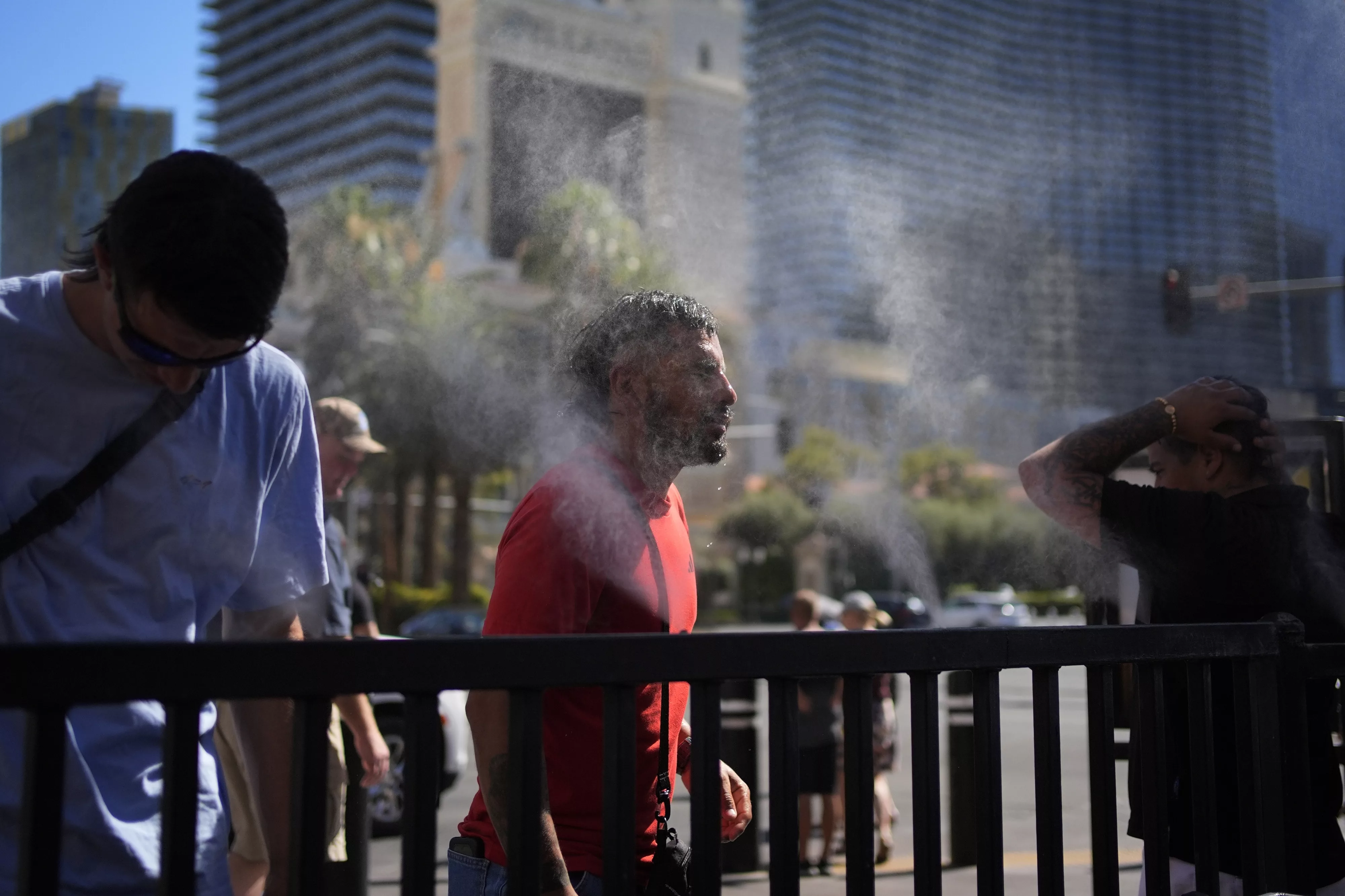 2024-vegas-heatwave-ap-photo-jpg-3