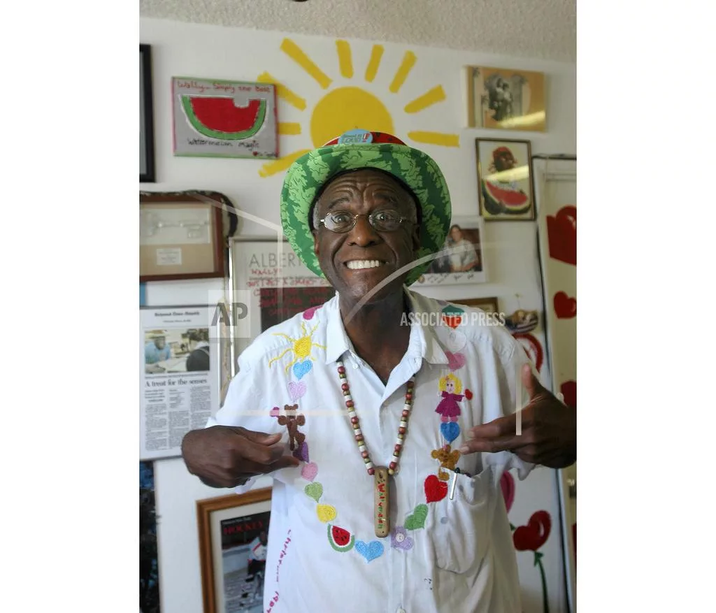 famous-amos-ap-photo-jpg-3