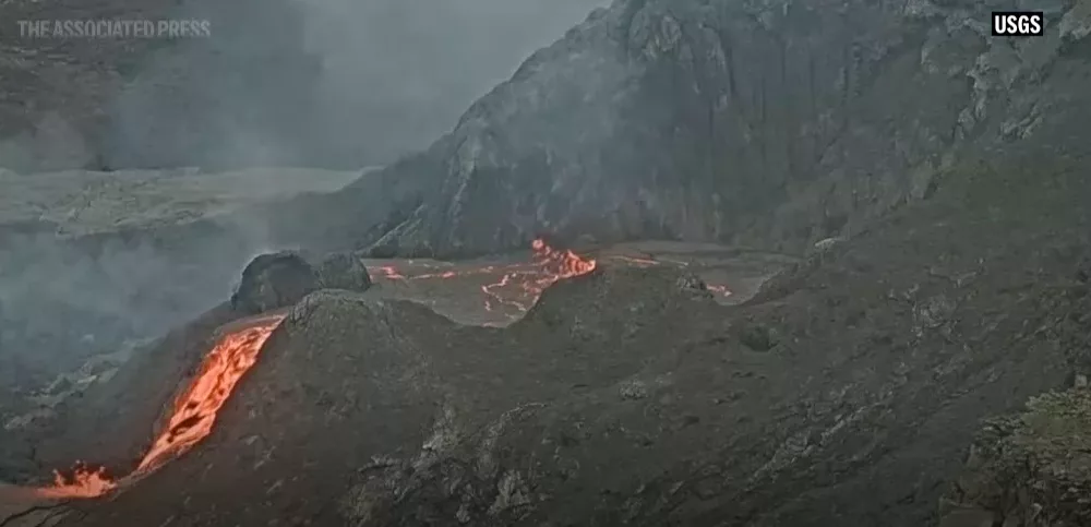 kilauea-on-and-off-march-192025-png