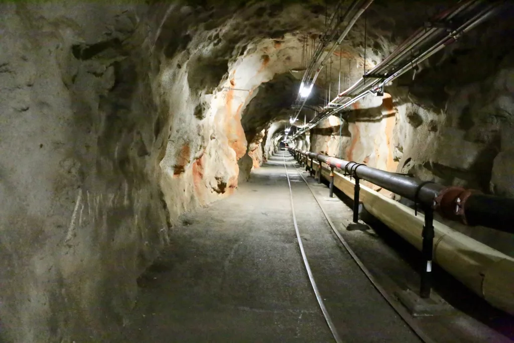 red-hill-tunnel-jpg-9