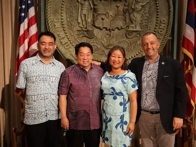 governor-green-sun-bucks-2025-hpd-photo-jpg-7