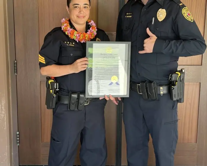 detective-carrie-akina-haweo-award-hpd-photo-jpeg-3