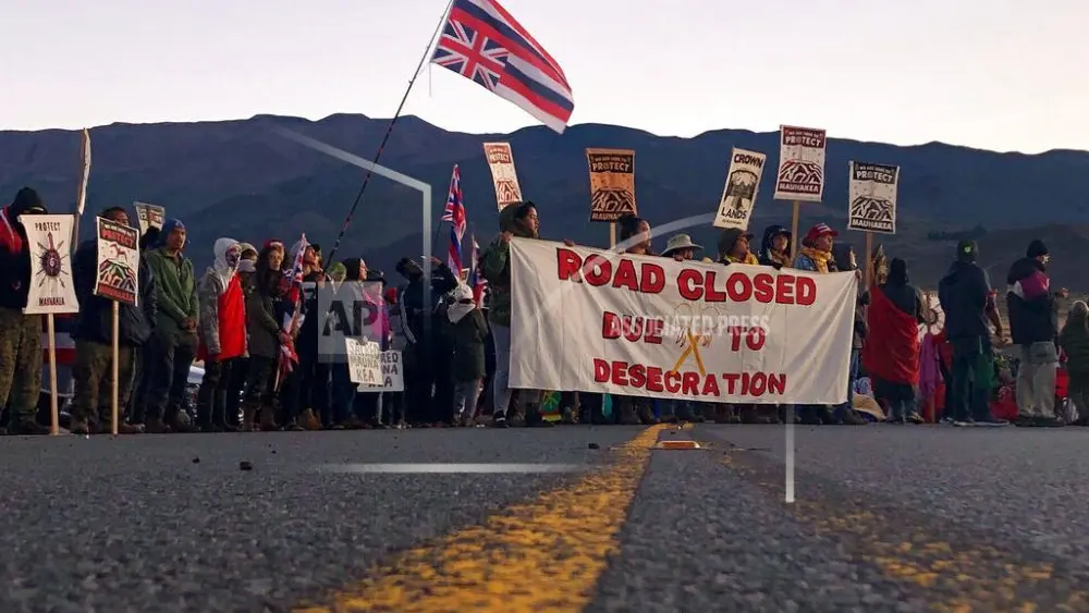 mauna-kea-protestors-ap-photo-jpeg-4