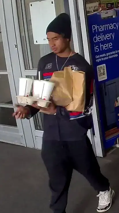 kona-motorcycle-theft-person-of-interest-hpd-photo-png-3