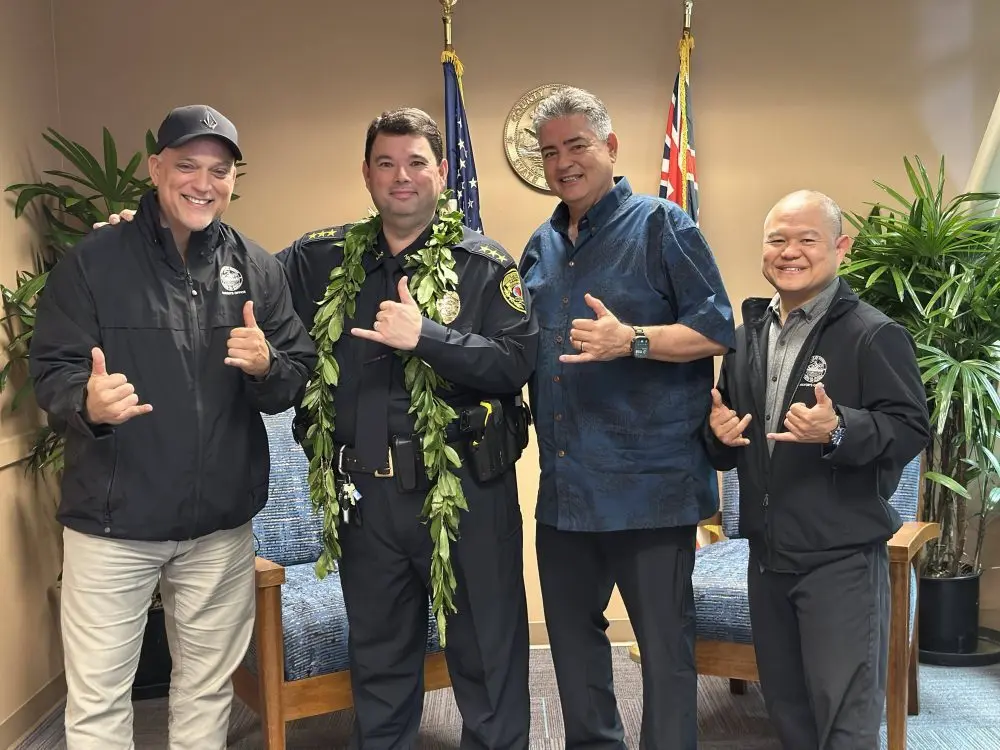 chief-mahuna-swearing-in-hpd-photo-jpeg-3