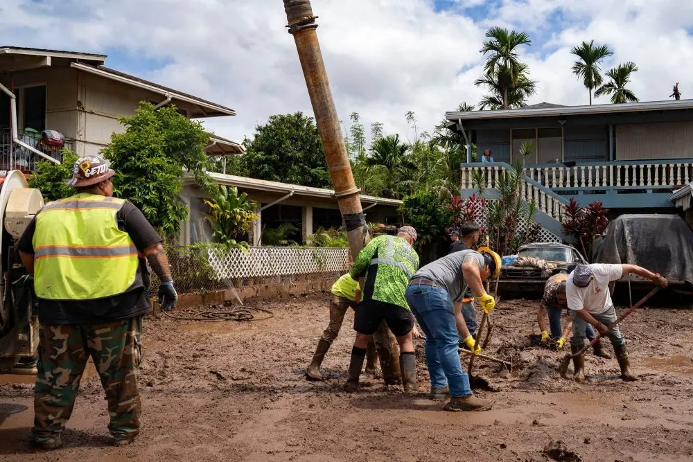kona-low-storm-damage-ap-photo-jpg-3