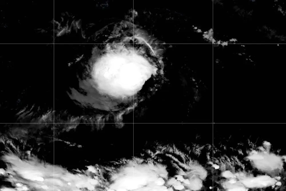 tropical-storm-lowell-ap-jpg-3