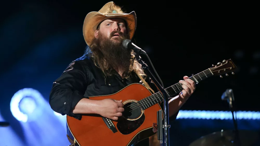 Chris Stapleton Teams Up With Snoop Dogg On New Version Of “In The