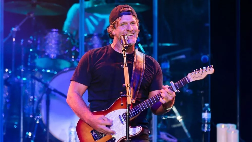 Billy Currington performs at the Paramount on May 10^ 2019 in Huntington^ New York.