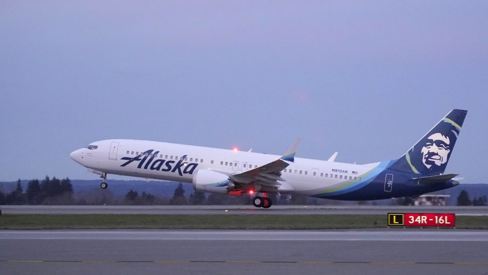alaska-airlines-ap-photo-jpeg