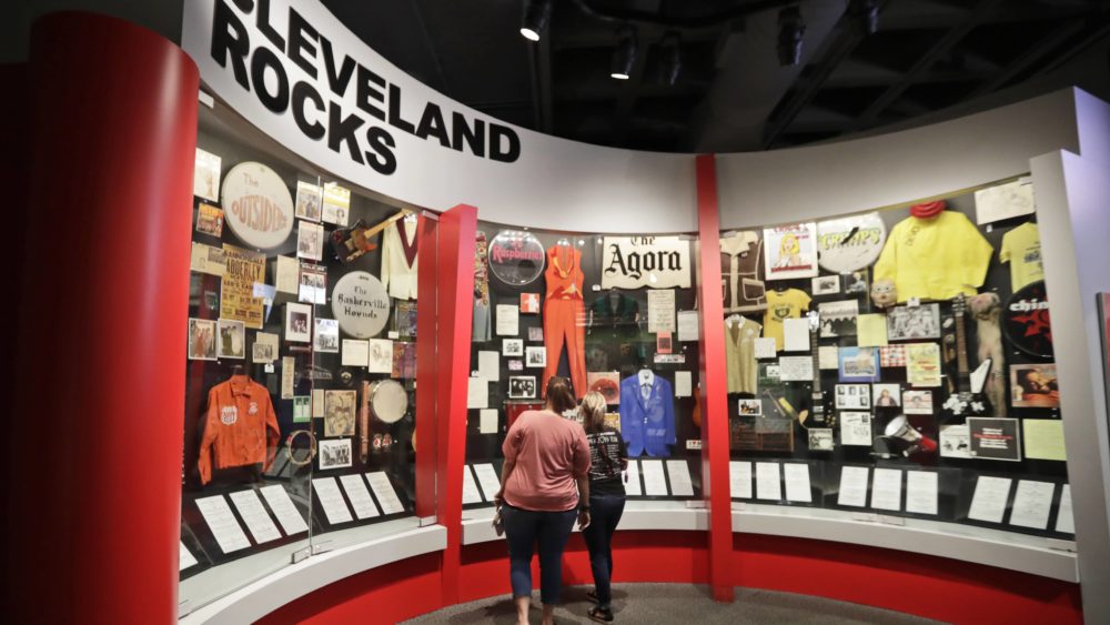 rock-and-roll-hall-of-fame-ap-phototony-dejak-jpg