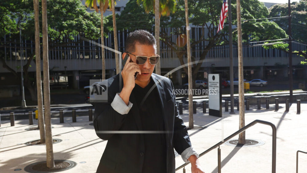 stewart-olani-stant-bribery-ap-photo-jpeg-3