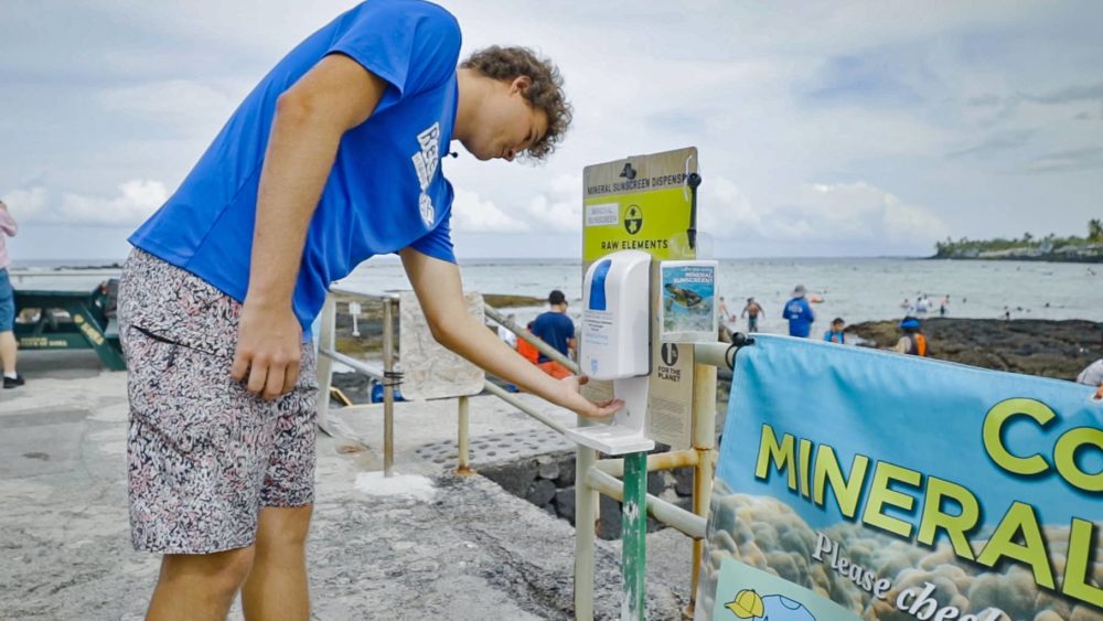 kohalacenter_aloha_aina_kahaluu_mineral_sunscreen-jpg-3