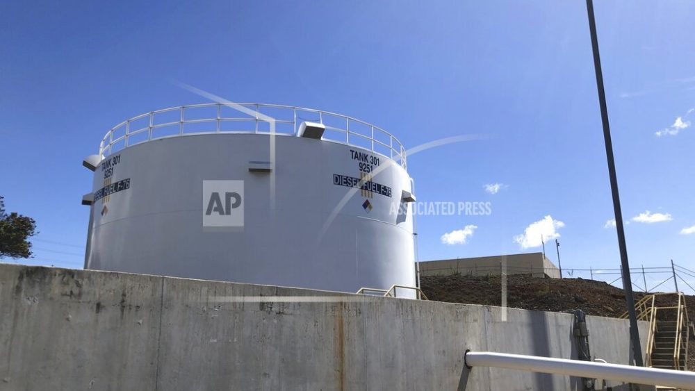 pearl-harbor-fuel-storage-tank-ap-photo-jpeg-4