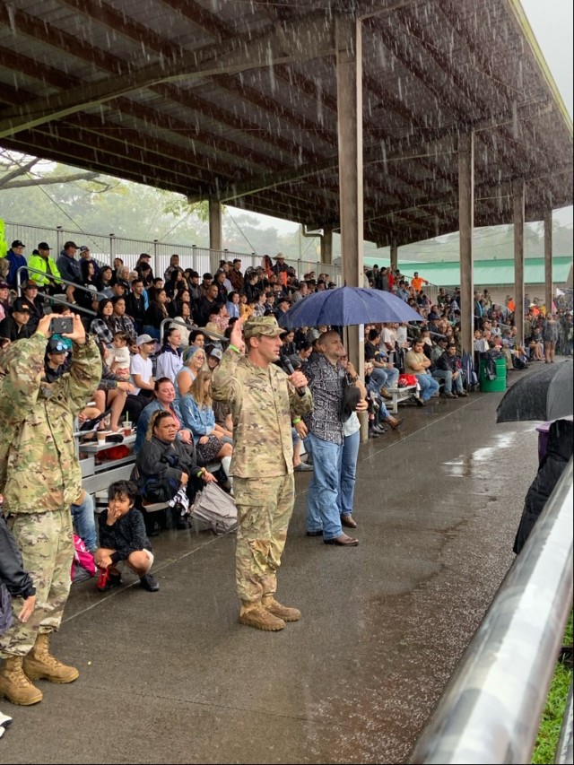 U.S. Army Recruits Sworn in at Pana'ewa Stampede Rodeo | KPUA