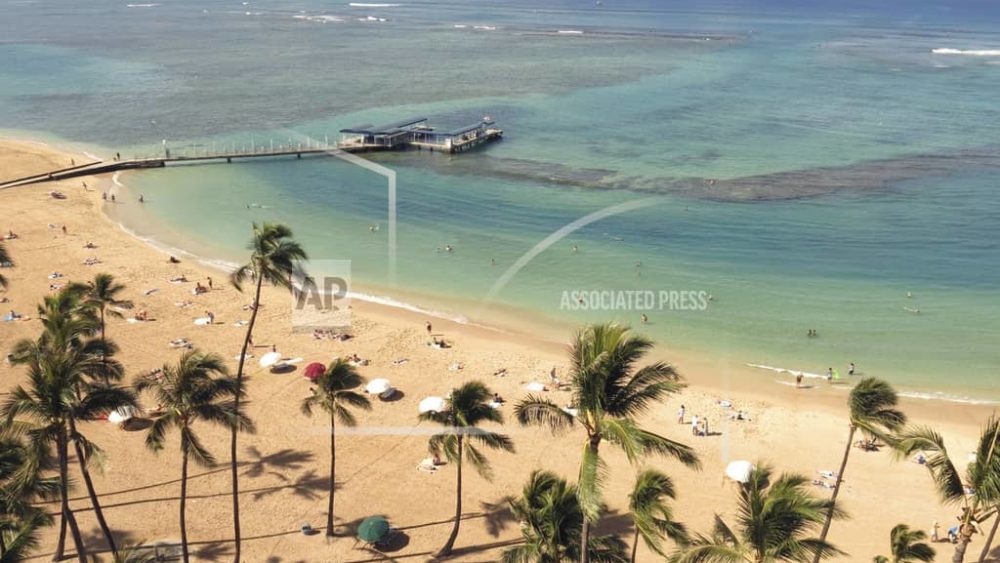 duke-beach-waikiki-ap-photo-jpeg-2