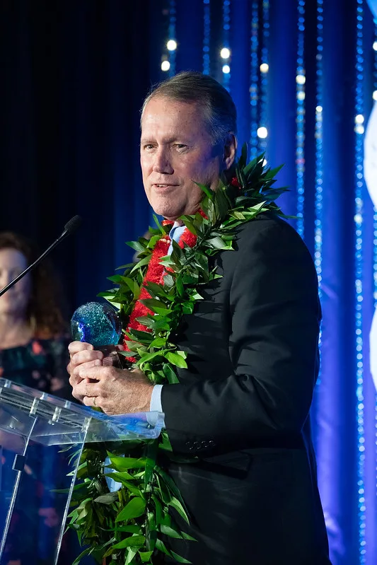 ed-at-podium-national-marine-sanctuary-foundation-1-jpg-2