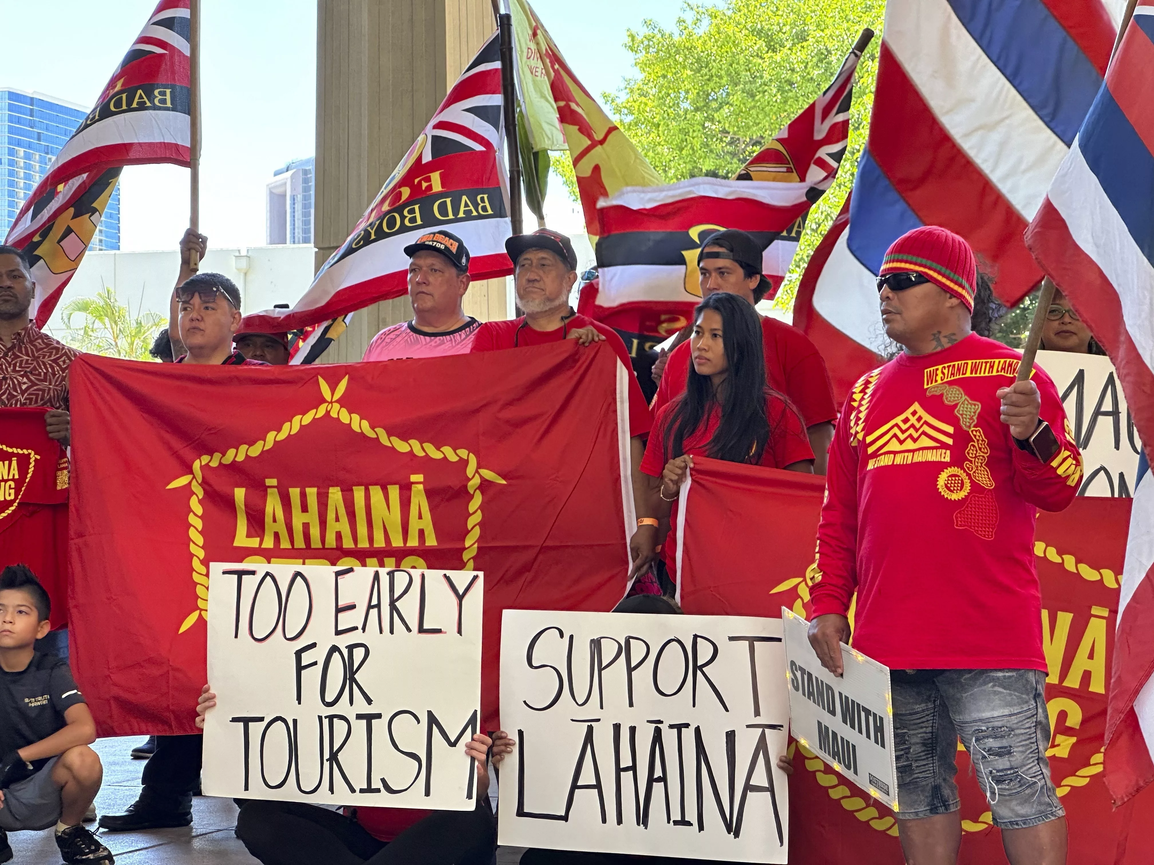 lahaina-protests-ap-photo-jpg-2