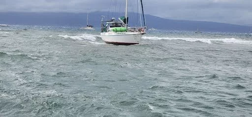 coast-guard-ground-vessel-off-maui-jpeg-6