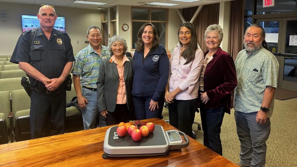 ag-theft-scale-donation-hpd-photo-jpeg-3