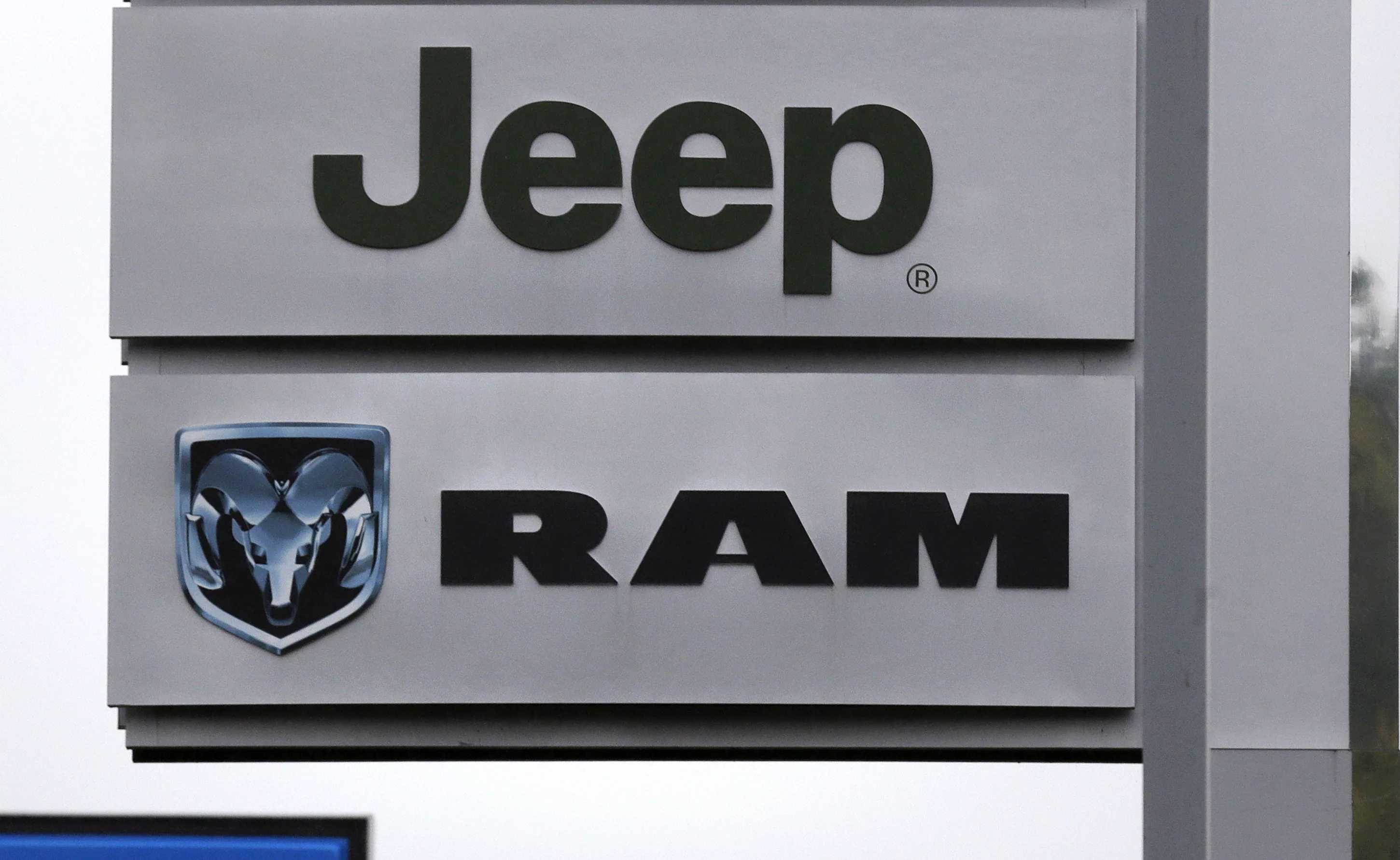 jeep-ram-ap-photo-jpg-2