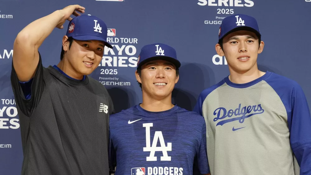 shohei-otani-japanese-players-visit-japan-ap-photo-jpg-4