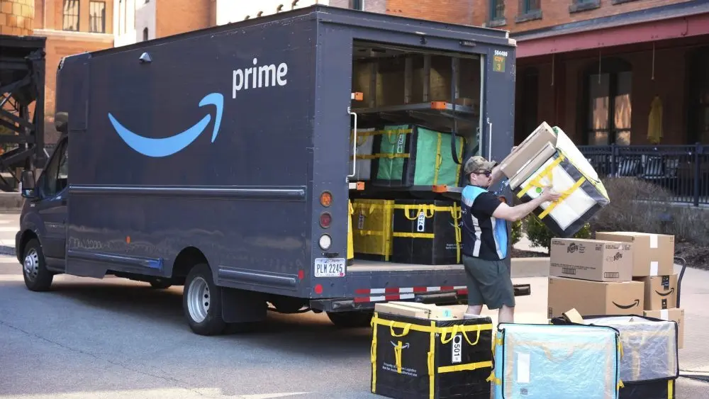 amazon-truck-ap-photo-jpg-2