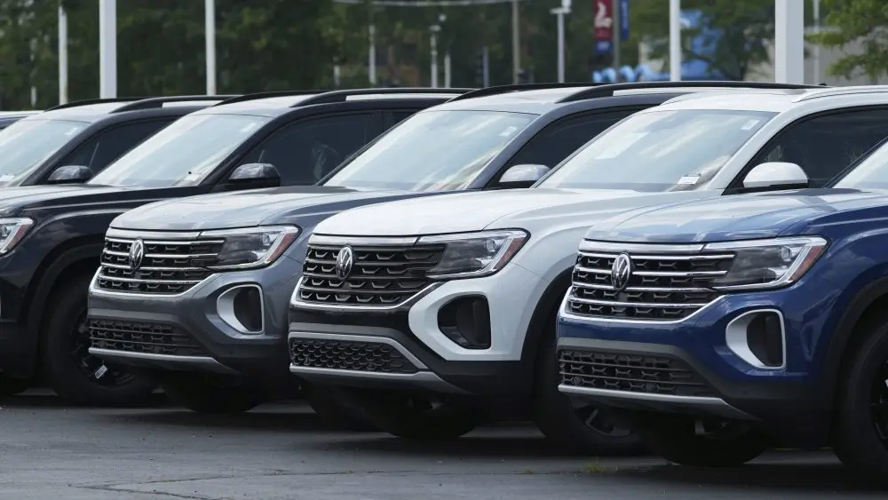 automobile-ap-photo-jpg-3