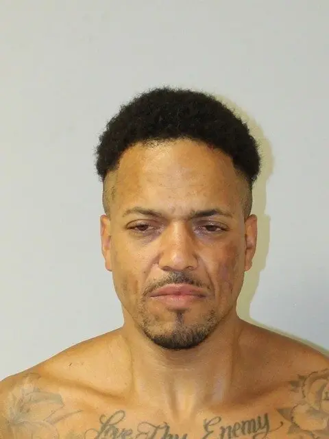 Puna Man Arrested and Charged With Burglary and Other Offenses for Hawaiian Beaches Incident