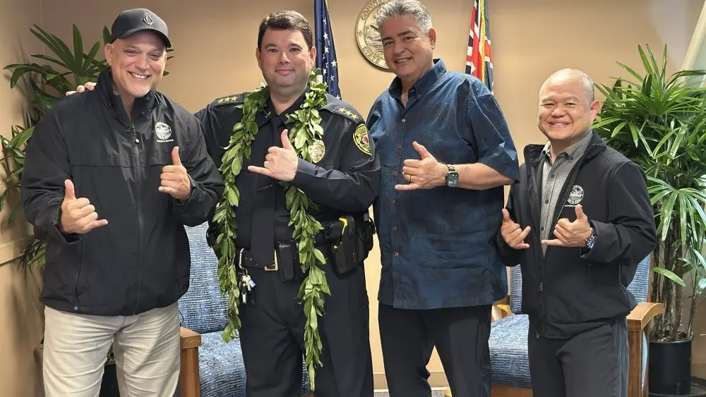 chief-mahuna-swearing-in-hpd-photo-jpeg-3