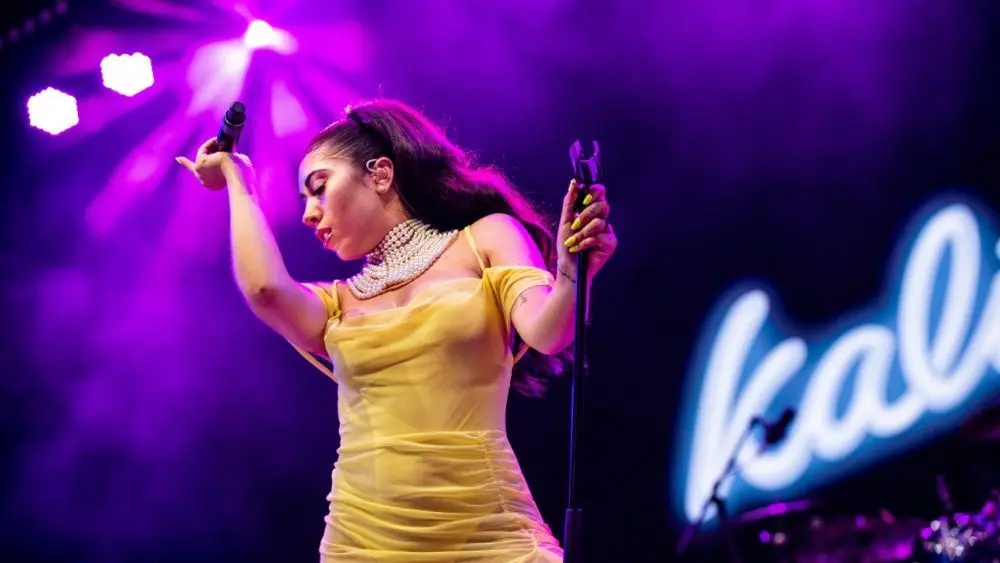Kali Uchis sets “For The Girls Tour” with Mariah The Scientist