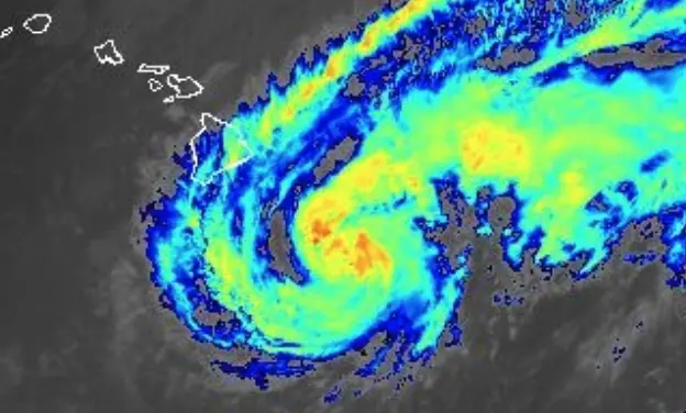 Hawaii Island Under Hurricane Warning as Strengthening Lala Approaches