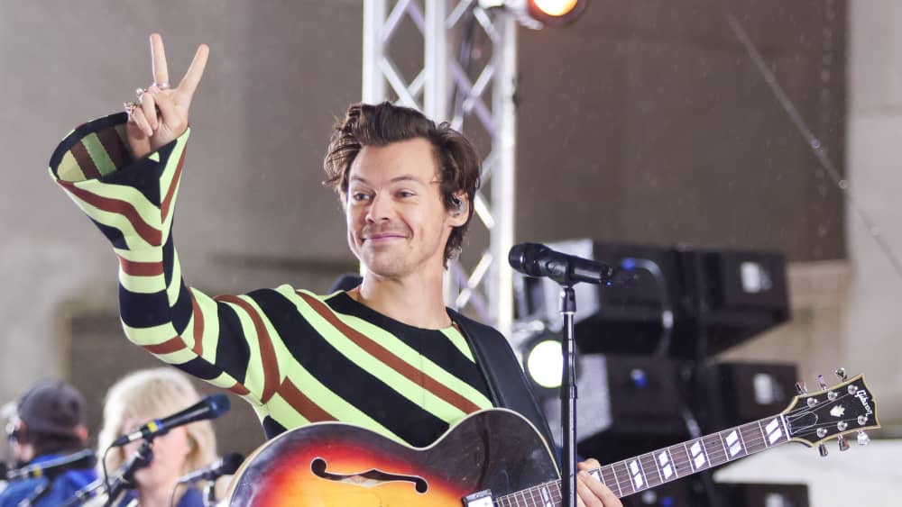 Harry Styles Adds 2023 Tour Dates