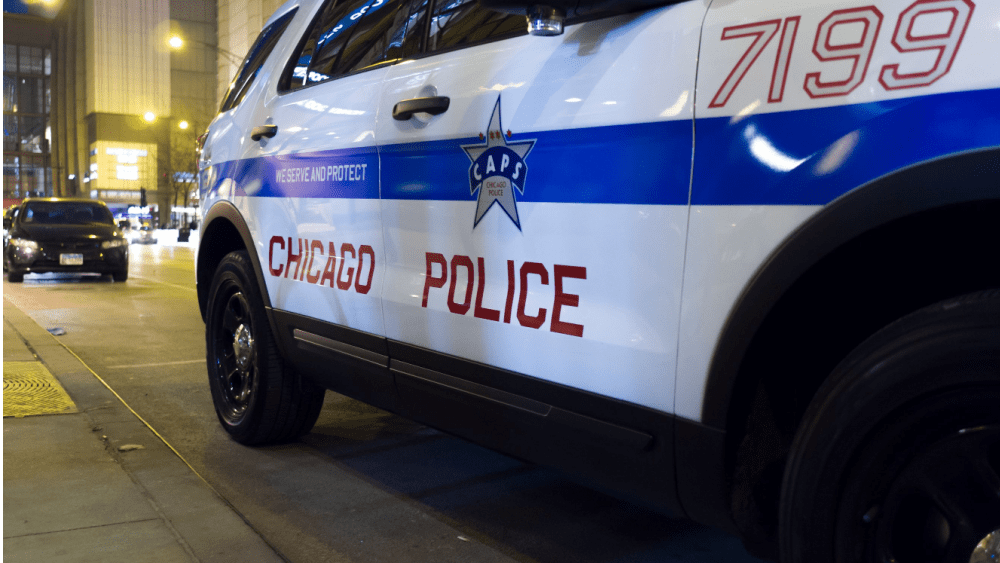 One  dead, 6 others injured during shooting at memorial in Chicago