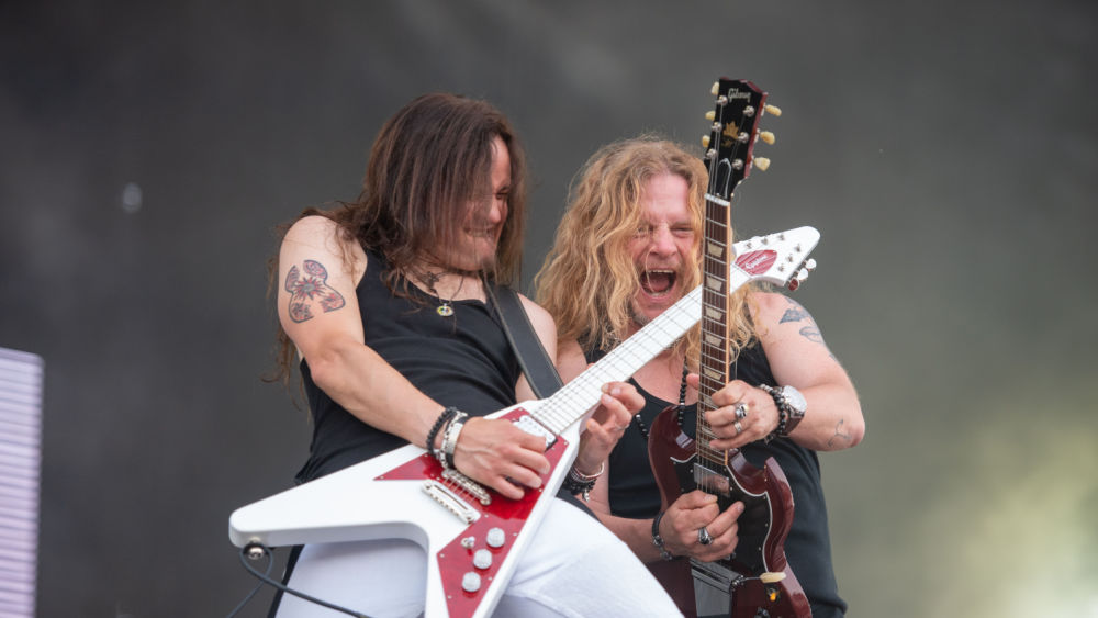 shutterstock_2263926831375829