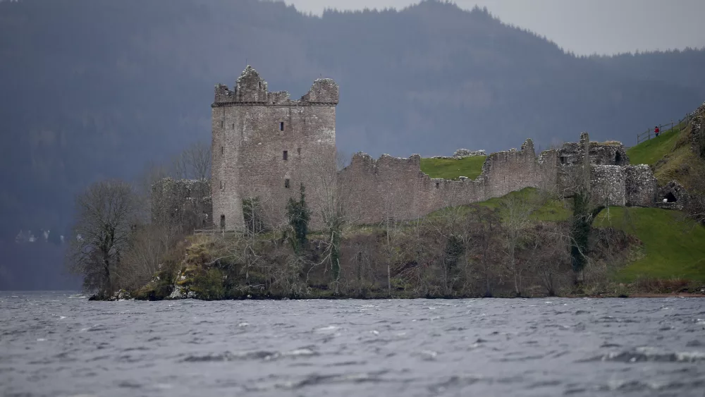 urquhart-castle-is-seen-on-the-edge-of-loch-ness-in-scotland