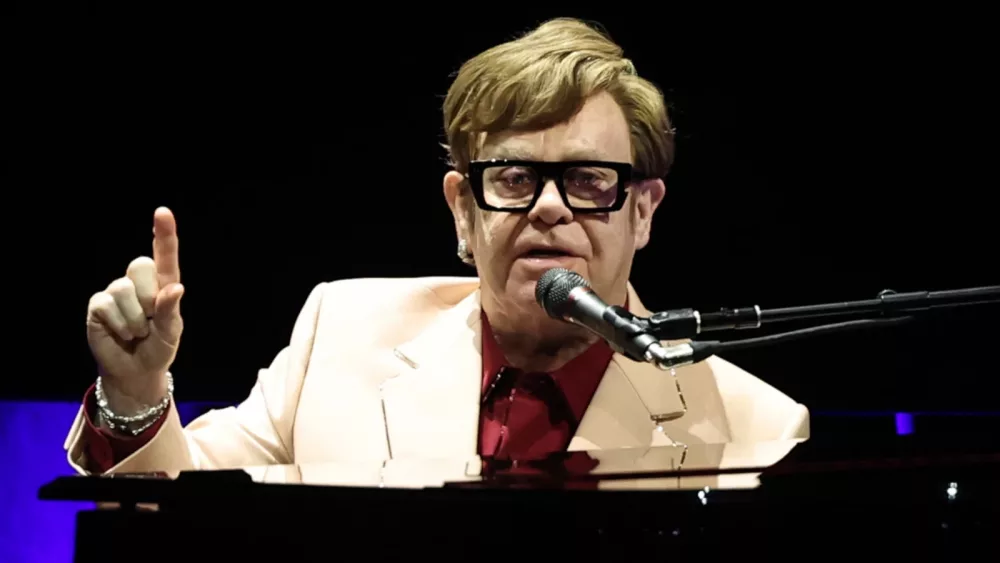 attachment-elton1-3