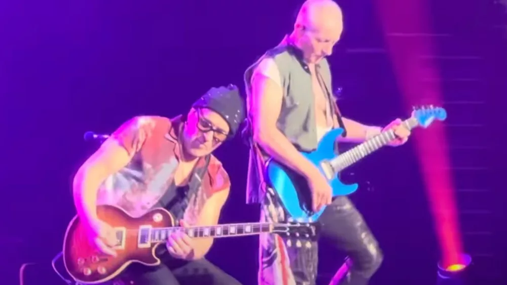 attachment-vivian-campbell-def-leppard-2025