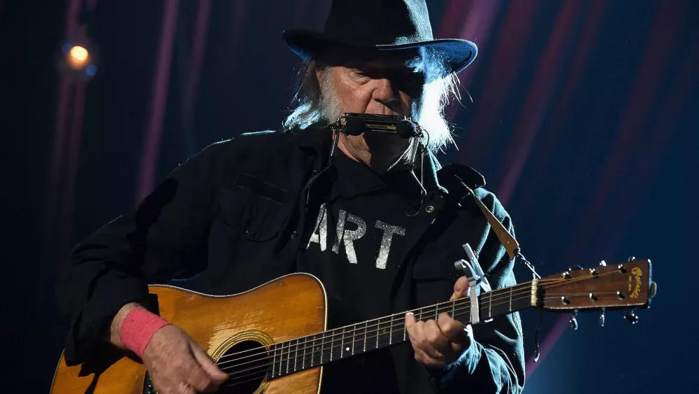 attachment-neilyoung-2-2