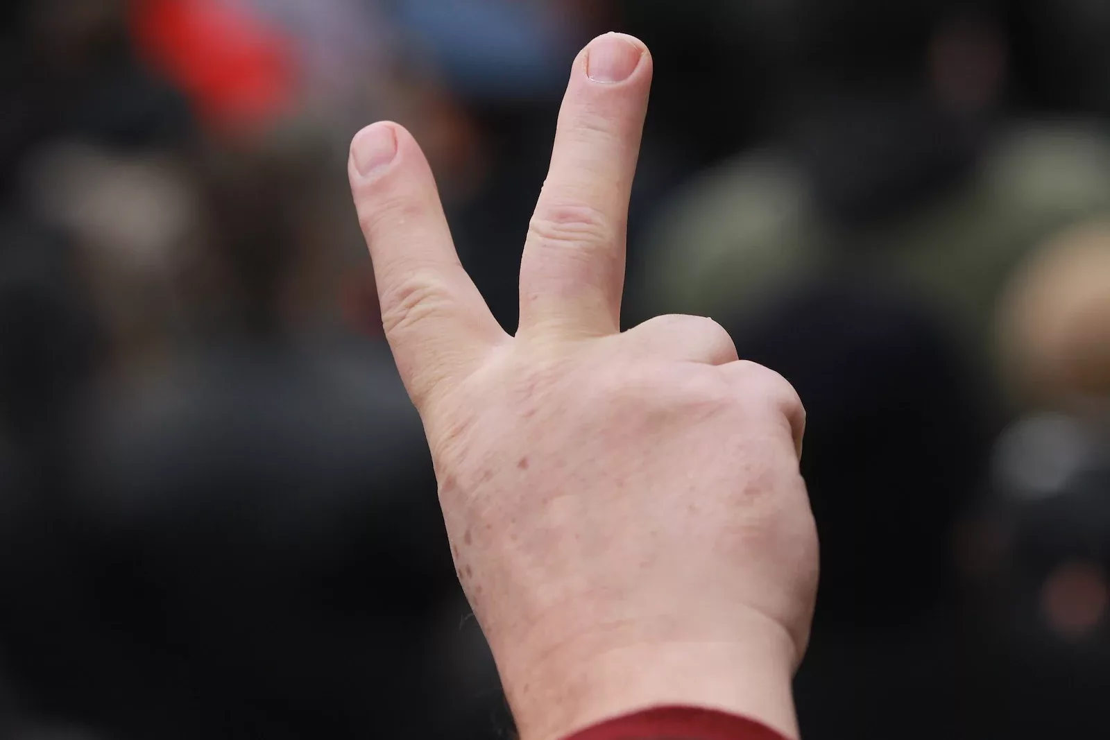 attachment-two-fingers-twice-gettyimages-136043124