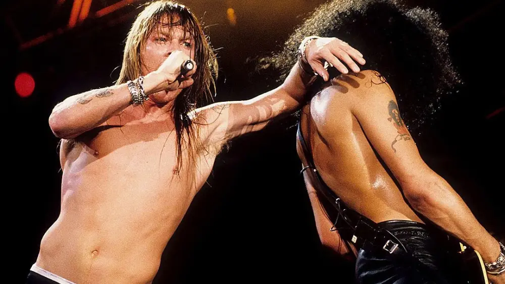 attachment-guns_n_roses_warfield_warmup