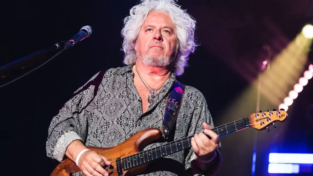 attachment-lukather-2025