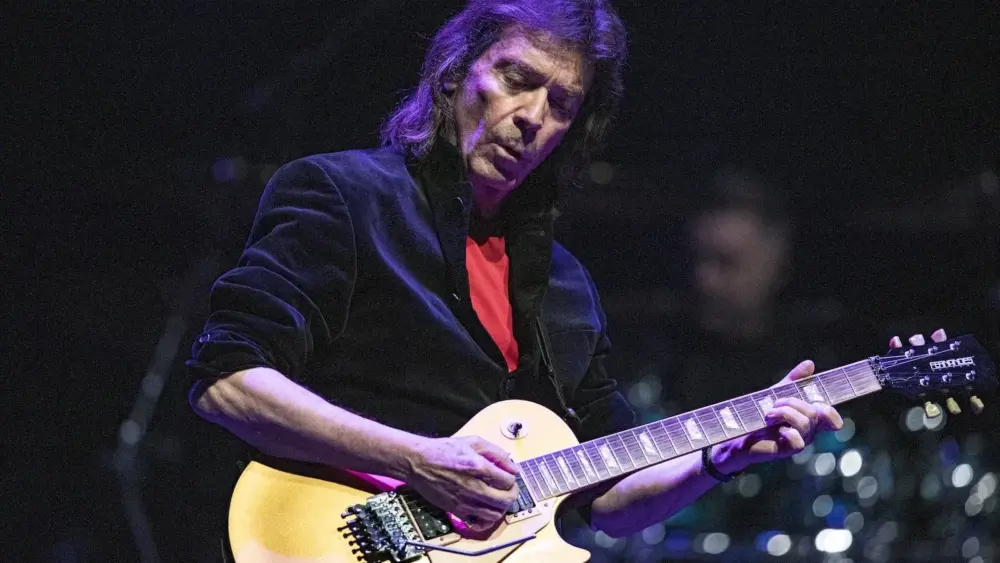 attachment-genesis-steve-hackett-daniel-knighton-getty-images