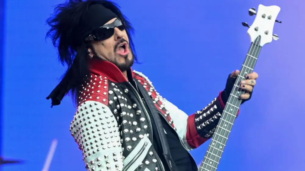 attachment-nikki-sixx1