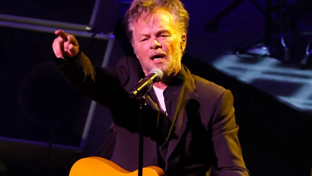 attachment-mellencamp-point