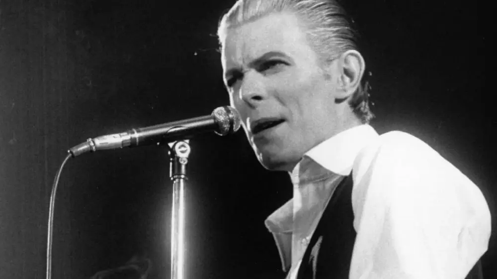 attachment-evening-standard-hulton-2