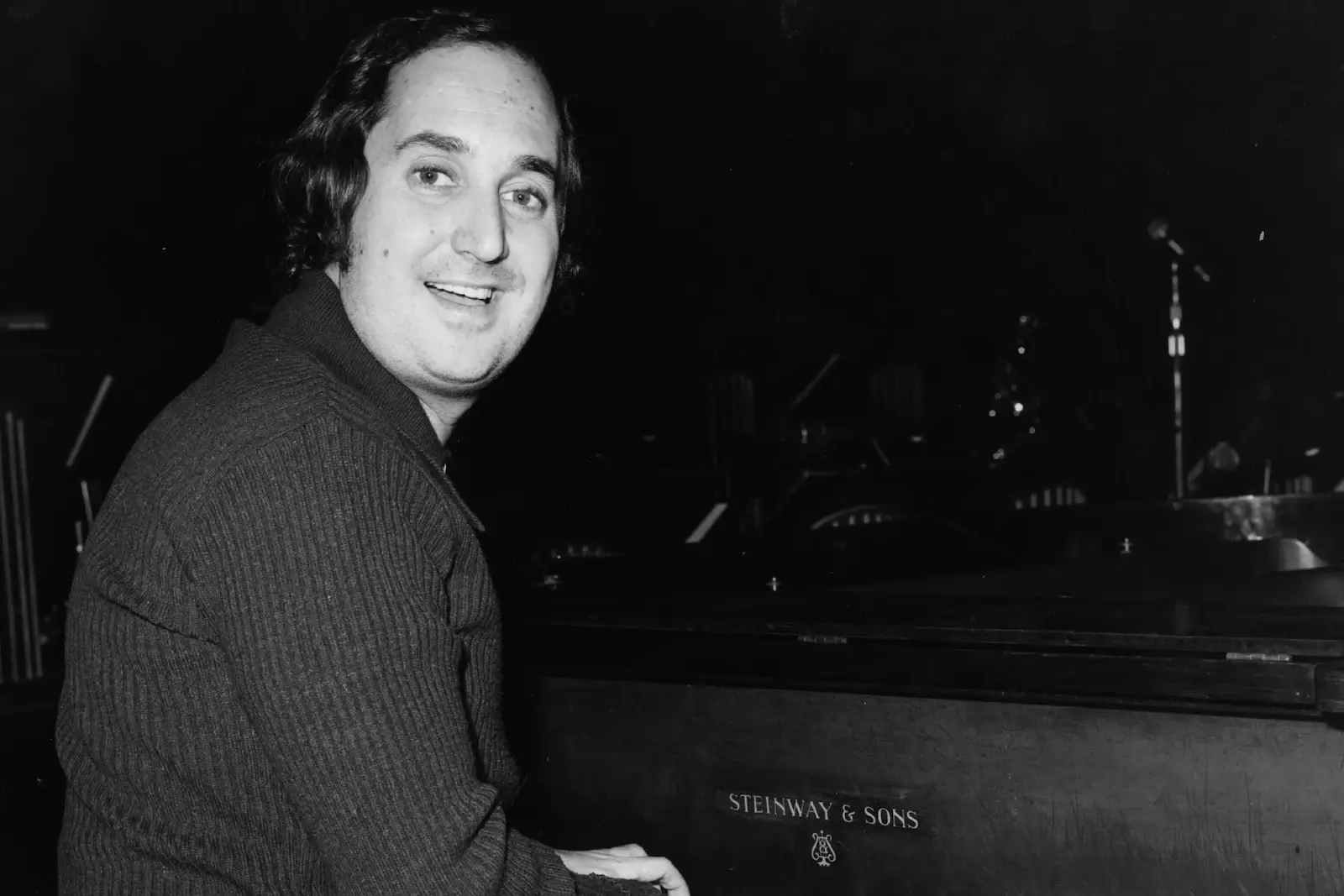 attachment-neilsedaka
