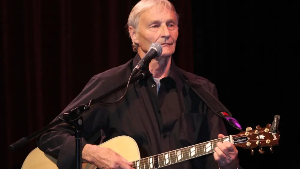 attachment-len-garry-gettyimages-104343376