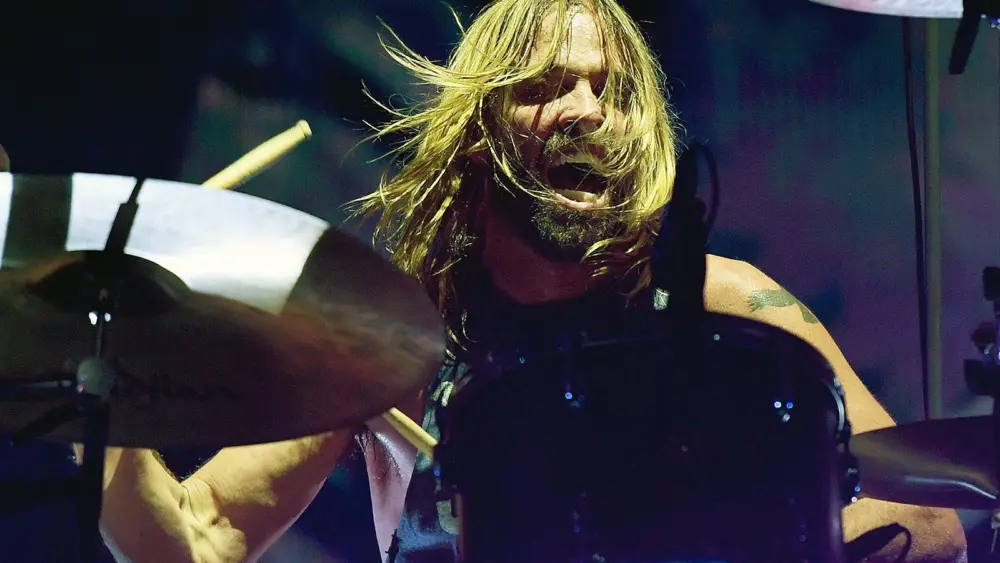 attachment-taylor-hawkins-ethan-miller-getty