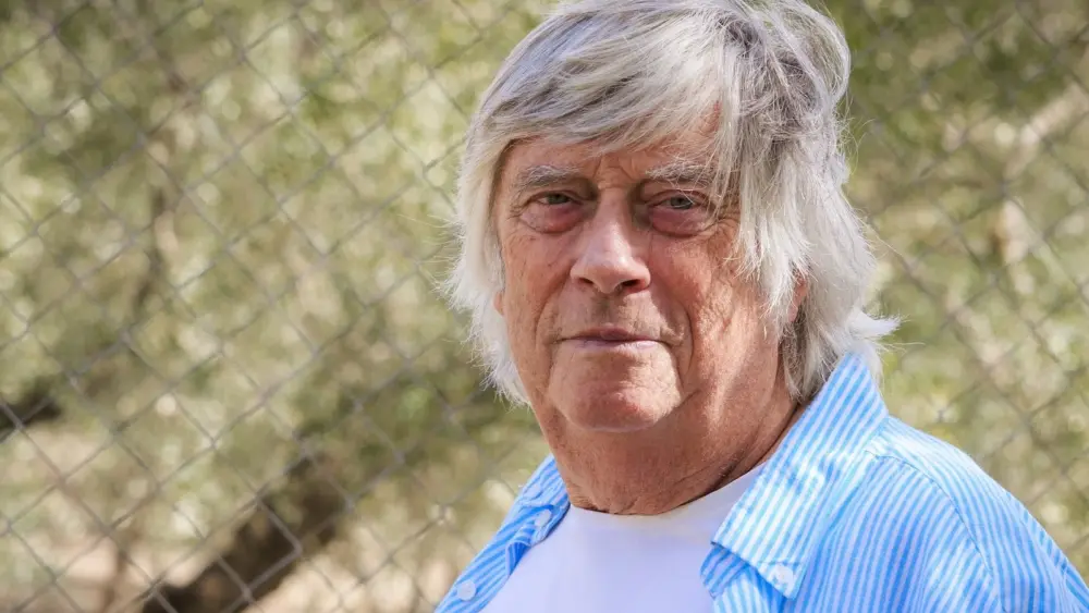 attachment-mike-vernon-gettyimages-2178406611